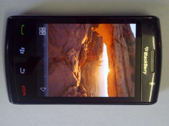 ORIGINAL  BLACKBERRY STORM 2 9550 TOUCHSCREEN!!     MTN only
