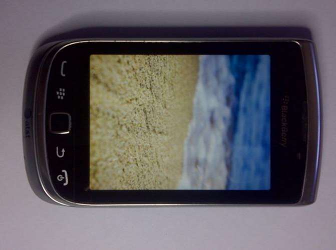 GENUINE BLACKBERRY TORCH 9810, As NEW! Guaranteed to work on all SA Networks! Local stock