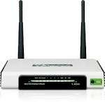 TP-LINK 3G/3.75G Wireless N Router TL-MR3220, never been used. In original, opened box