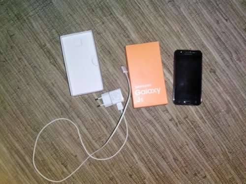 Samsung Galaxy J5