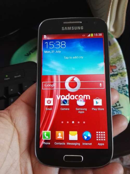 SAMSUNG S4 MINI with BOX and Accessories