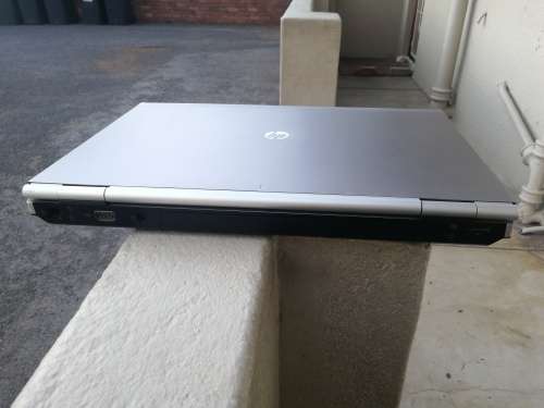 HP i5 EliteBook 8560p