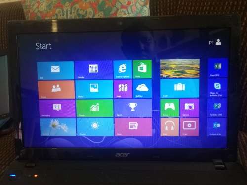Acer Aspire 5736Z, 320GB HD and 4GB Ram