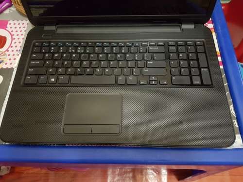 Dell Inspiron 3721 core i5, 1GB Graphics, 1000GB HD and 8GB RAM