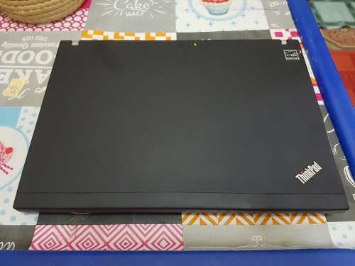 Lenovo  X201 i5 320GB HD and 4GB RAM with Docking station