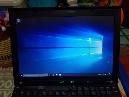 Lenovo  X201 i5 320GB HD and 4GB RAM with Docking station