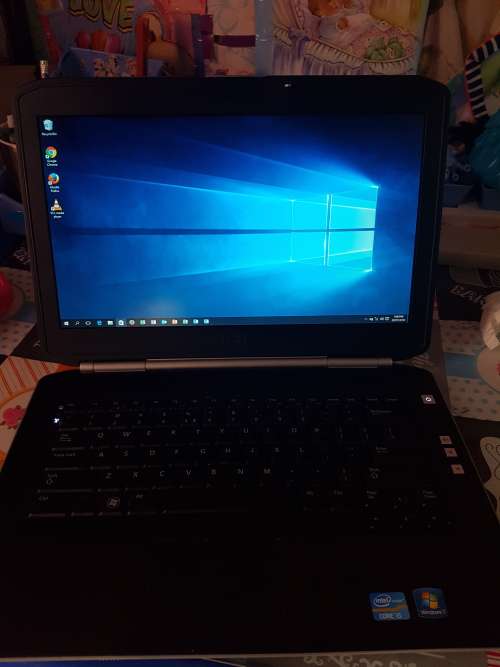 Dell latitude E5520 i5, 750gb, 8gb ram and very clean 9.5/10