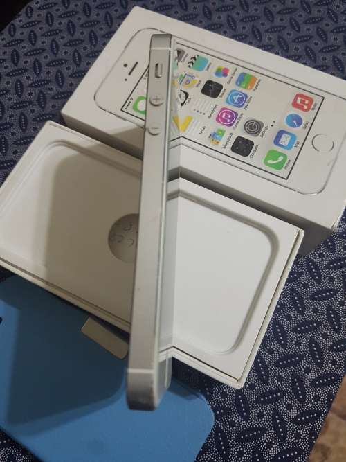 iPhone 5S 16GB White for sale