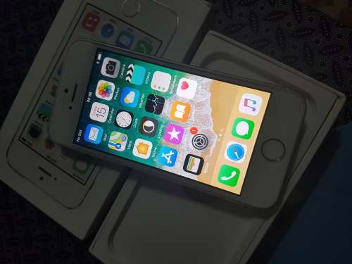 iPhone 5S 16GB White for sale