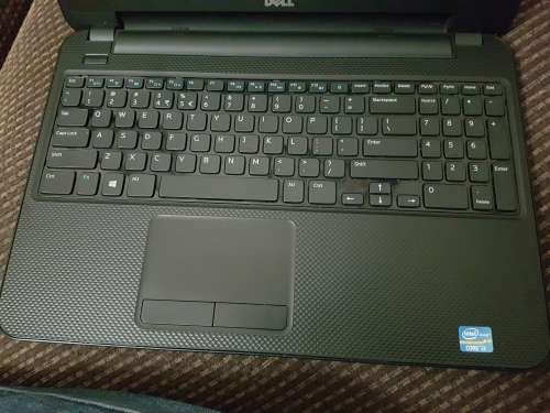 Dell Inspiron 3721 core i3, 500GB HD and 4GB RAM