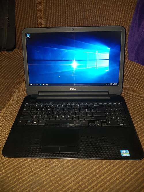 Dell Inspiron 3721 core i3, 500GB HD and 4GB RAM