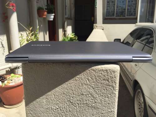 Samsung NP530-U4C i5 laptop, 1000GB HD and 8GB Ram