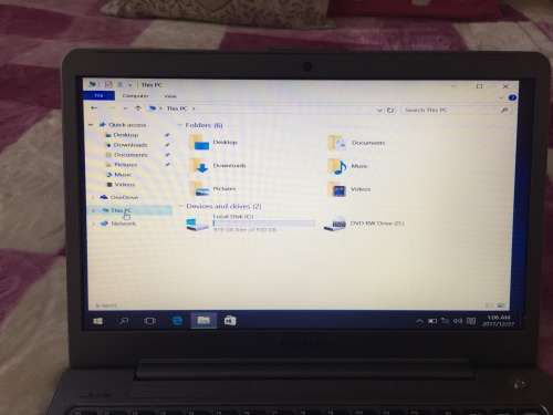 Samsung NP530-U4C i5 laptop, 1000GB HD and 8GB Ram