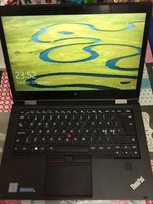 Lenovo Yoga X1 i7 6th Generation 512 SSD HD and 8GB ram