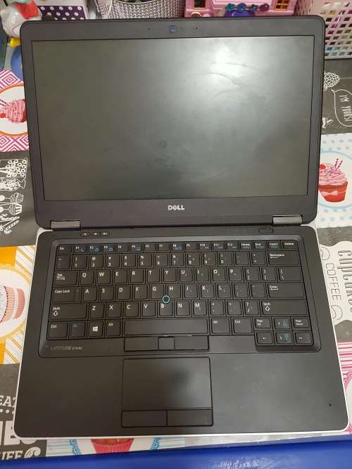Dell E7440 i7 UltraBook, 256gb SSD and 8gb ram