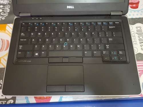 Dell E7440 i7 UltraBook, 256gb SSD and 8gb ram
