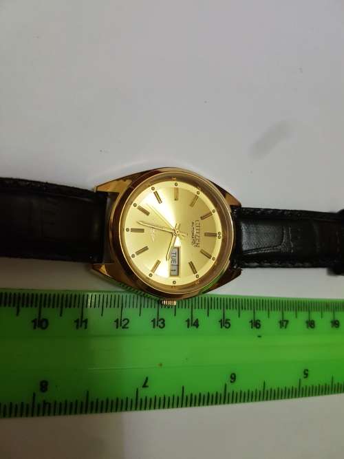 RARE VINTAGE MEN'S CITIZEN QUARTZ JAPAN MADE WRIST WATCH FOR GENTS WEAR