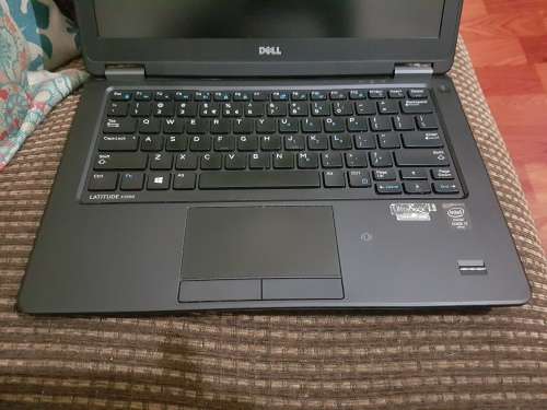 Dell E7250 i7 5th Gen UltraBook, 256gb SSD and 8gb ram