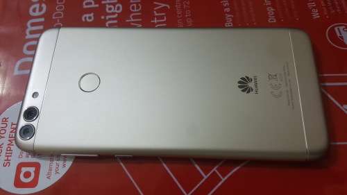 Huawei P Smart 32GB Storage and 3GB RAM GOLD COLOUR