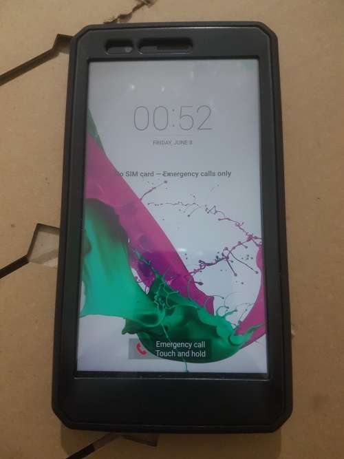 LG G4 32GB WITH ARMORED CASE