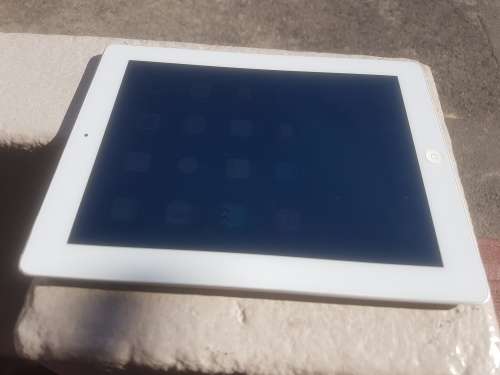 IPAD 4  - 16GIG - WHITE - WIFI ONLY