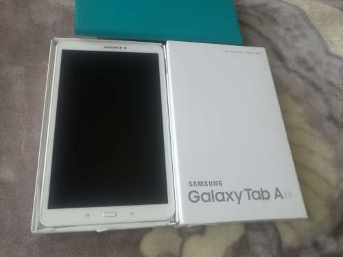 Samsung Galaxy Tab A2016 10.1 inch very clean (SM-P580)