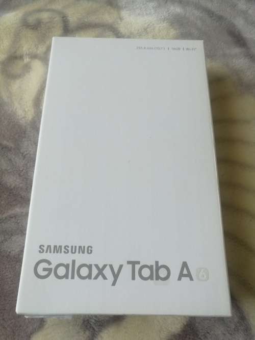 Samsung Galaxy Tab A2016 10.1 inch very clean (SM-P580)