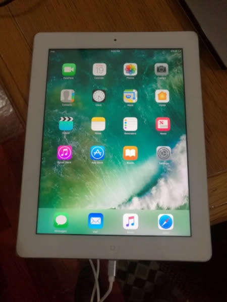 IPAD 4  - 16GIG - WHITE - WIFI ONLY