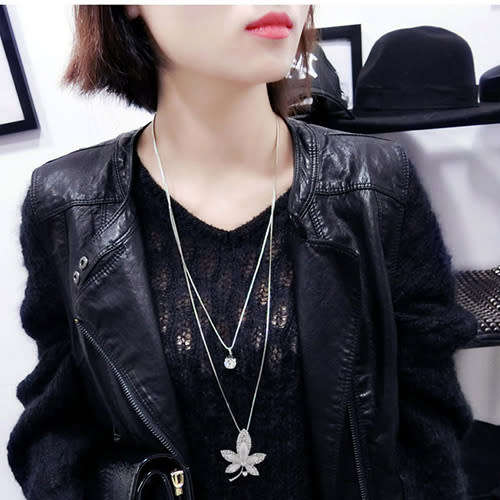 GRACEFUL FLOWER PENDANT TWO LAYERS LONG FASHION NECKLACE