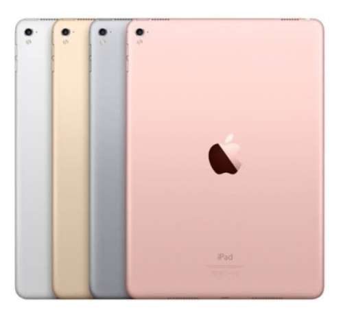 IPad Pro 9.7inch 32gb Cellular and wifi version very clean