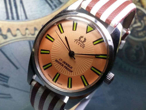 Vintage TITUS Swiss Made Mechanical Handwinding Movement Mens Wrist Watch