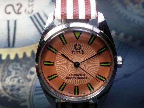 Vintage TITUS Swiss Made Mechanical Handwinding Movement Mens Wrist Watch