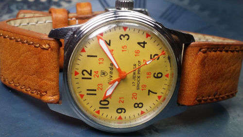 Vintage NIVADA Swiss Made Mechanical Handwinding Movement Mens  Watch