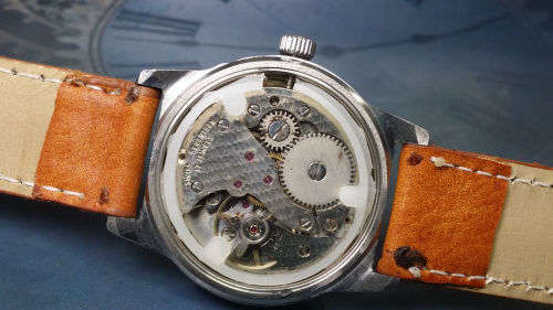 Vintage NIVADA Swiss Made Mechanical Handwinding Movement Mens  Watch