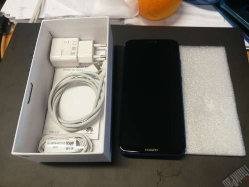 Huawei P20 Lite 64GB Storage and 4GB RAM BLUE COLOUR