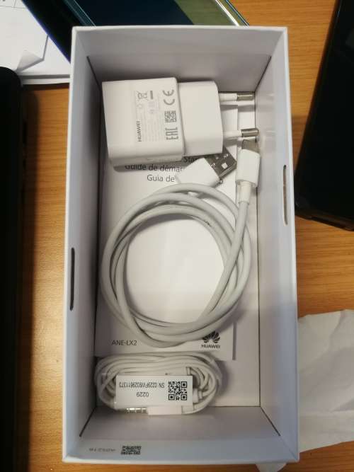 Huawei P20 Lite 64GB Storage and 4GB RAM BLUE COLOUR