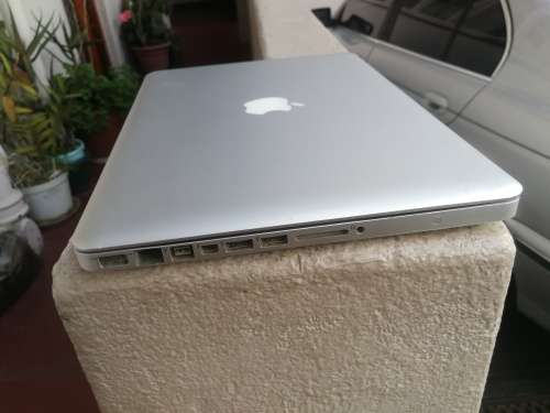 MacBook Pro Core i5, 13inch Late 2011 500GB HD and 8GB RAM