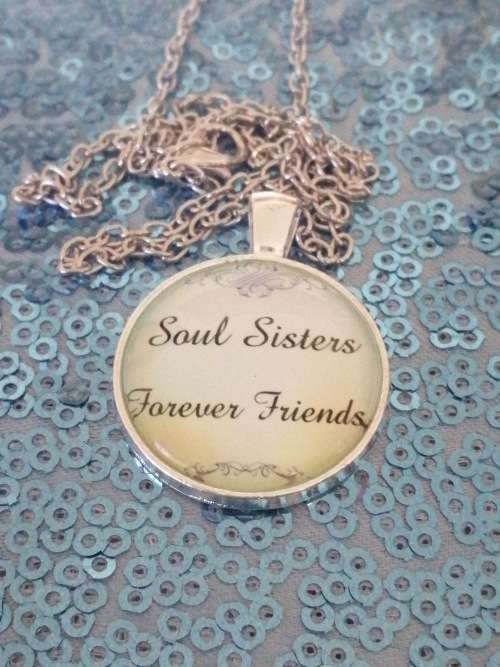 Soul Sisters, Forever Sisters Tibet Silver Cabochon Glass Chain Necklace