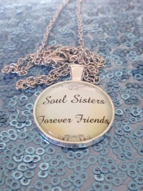 Soul Sisters, Forever Sisters Tibet Silver Cabochon Glass Chain Necklace