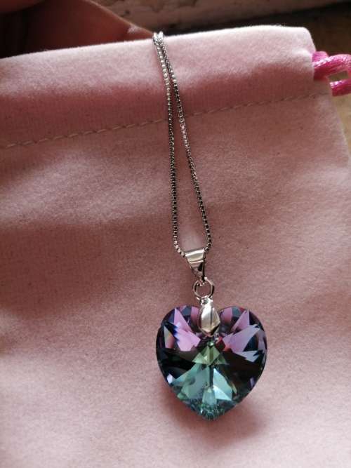 GENUINE Heart Necklaces Pendant Crystals From SWAROVSKI