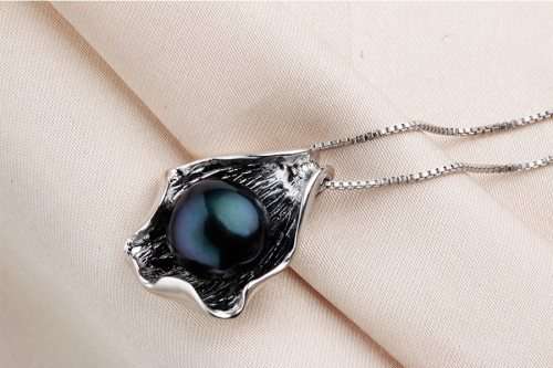 100% Natural Freshwater Pearl 925 Sterling Silver Necklace - Black