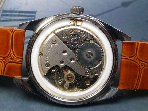 Vintage ROAMER Swiss Made Mechanical Handwinding Movement Mens Wrist Watch