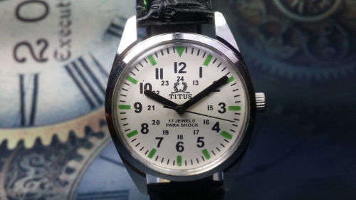 Vintage TITUS Swiss Made Mechanical Handwinding Movement Watch - Ref15