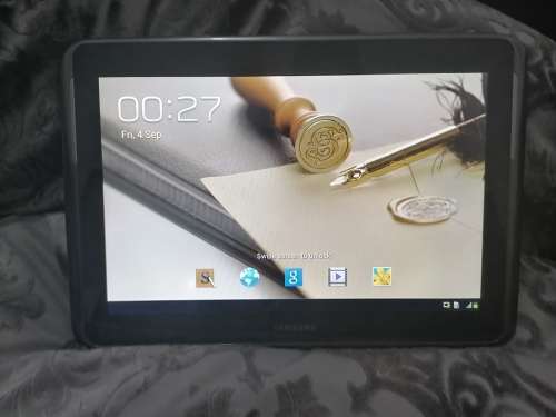 Samsung Note 10.1inch very clean (GT-N8000) full phone functionality,