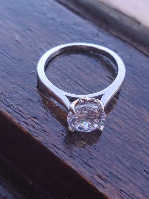 18k white gold filled eye-catching ring Sz 7