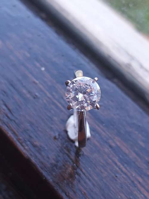 18k white gold filled eye-catching ring Sz 7