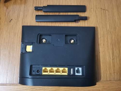 Huawei 4G Router model B315s (It take a SIM CARD)