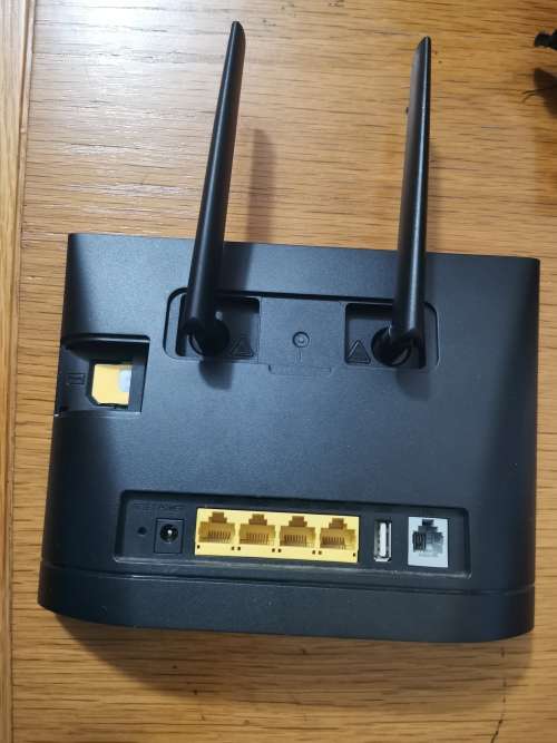 Huawei 4G Router model B315s (It take a SIM CARD)