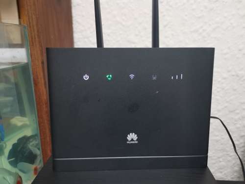 Huawei 4G Router model B315s (It take a SIM CARD)