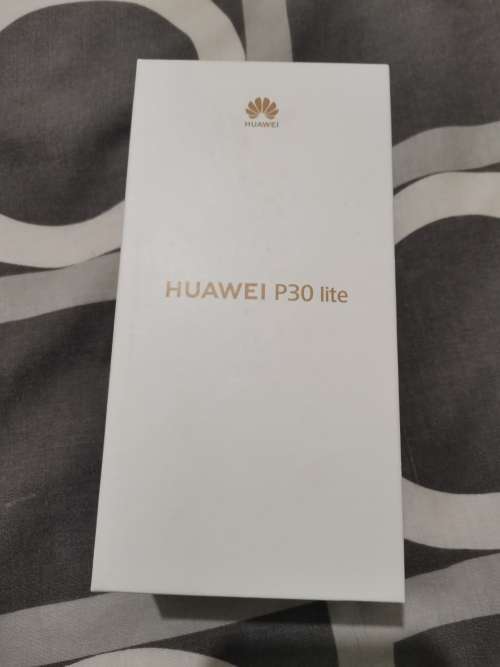 Huawei P30 lite very clean